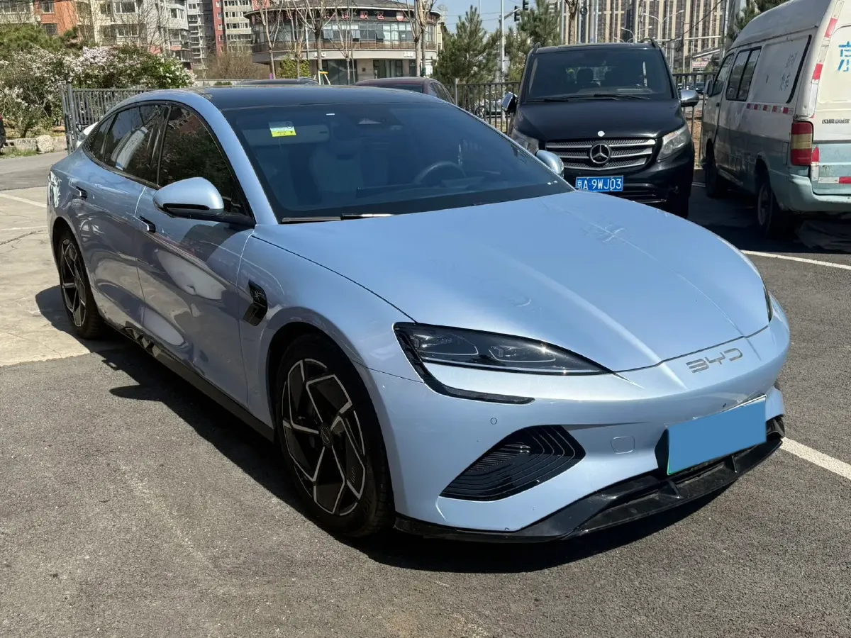 2022 AITO AITO M5 Range Extended 125HP REEV 40KWH,autocango,china used car exporter,china ev exporter,chinese used car exporter,chinese used ev exporter