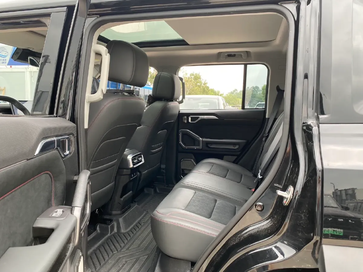 2023 Jetour Traveller 2.0T 254HP L4 7DCT,autocango,china used car exporter,china ev exporter,chinese used car exporter,chinese used ev exporter