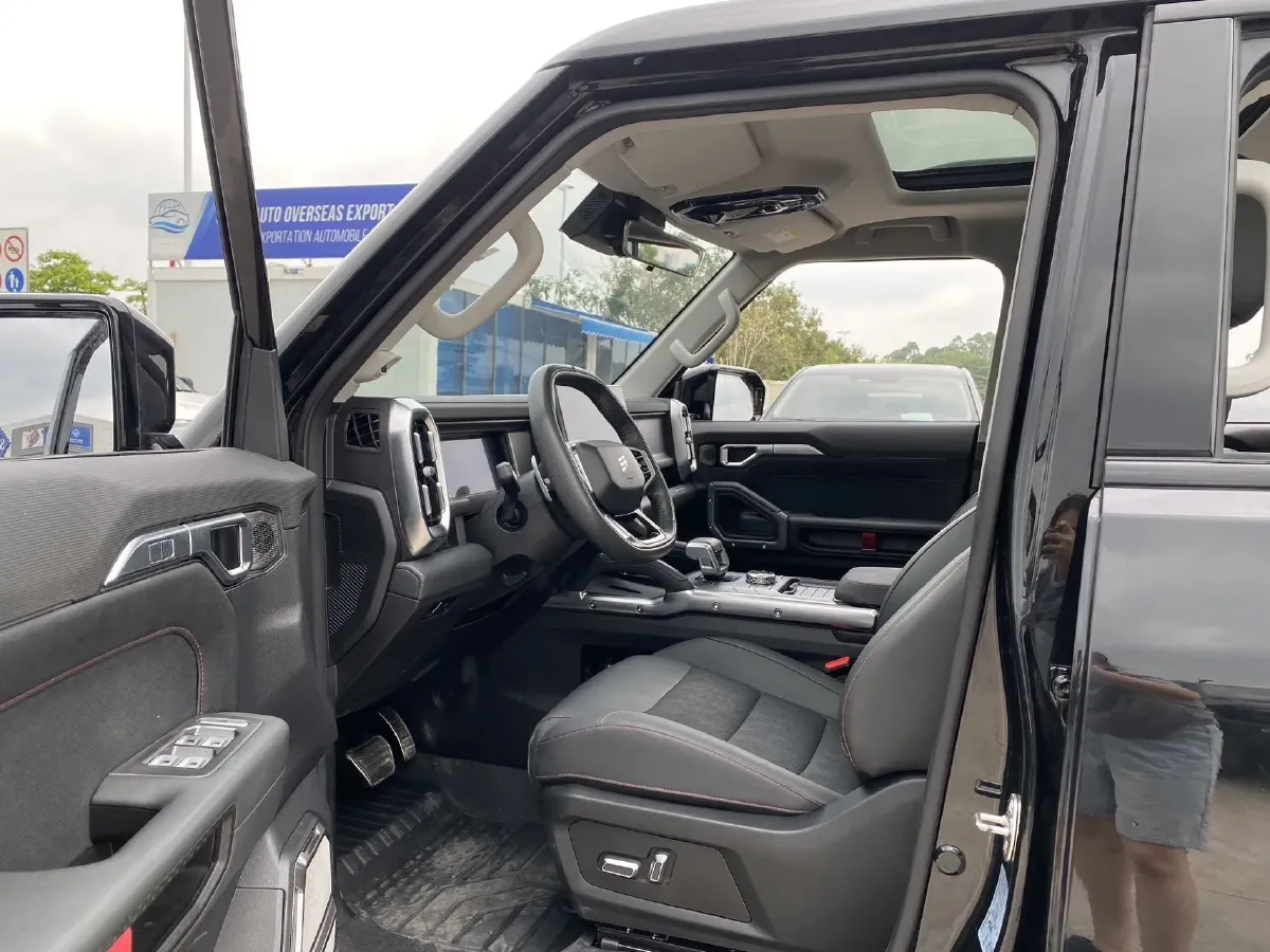 2023 Jetour Traveller 2.0T 254HP L4 7DCT,autocango,china used car exporter,china ev exporter,chinese used car exporter,chinese used ev exporter