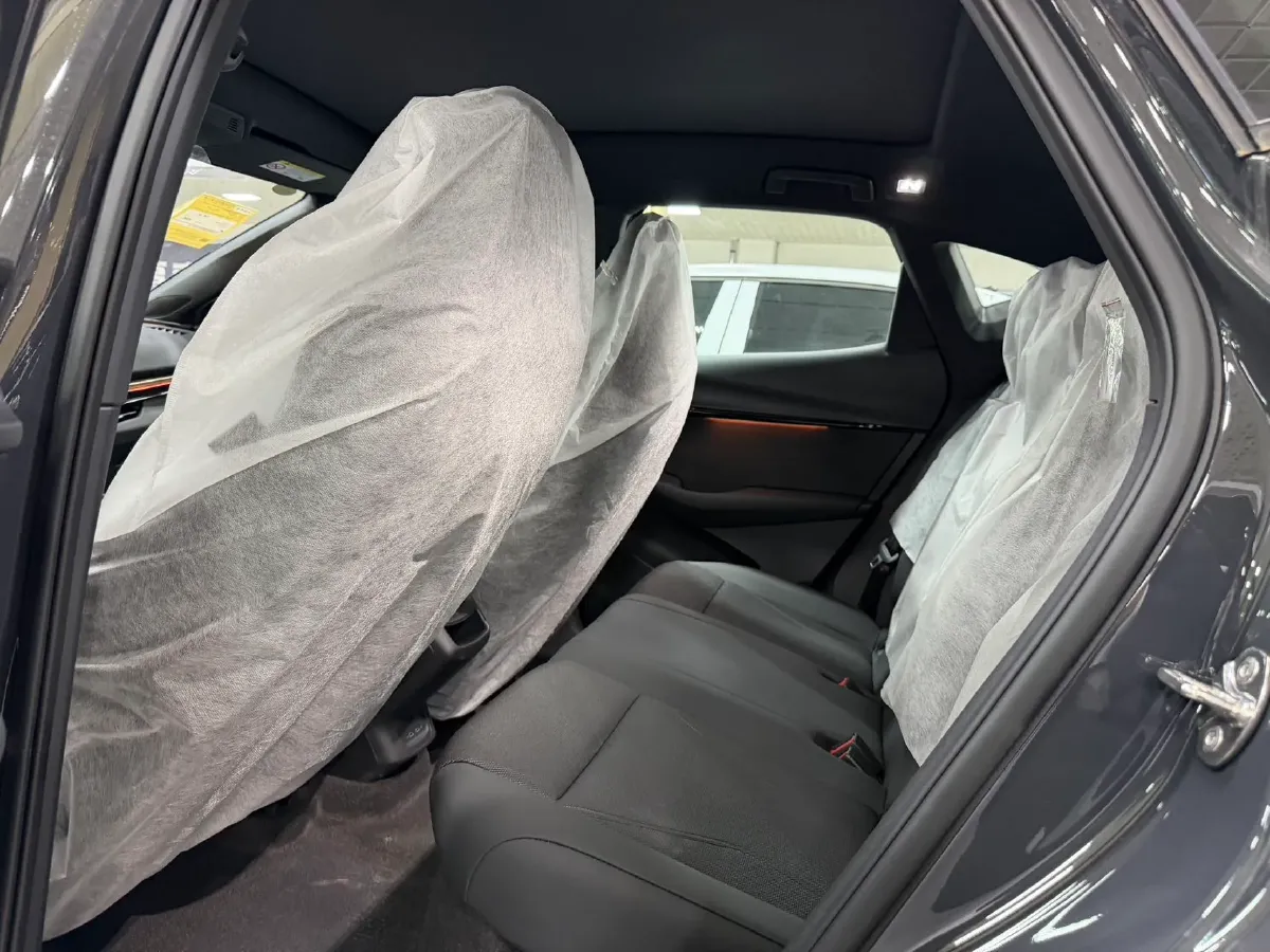 2025 Volkswagen ID.UNYX 06 BEV,autocango,china used car exporter,china ev exporter,chinese used car exporter,chinese used ev exporter