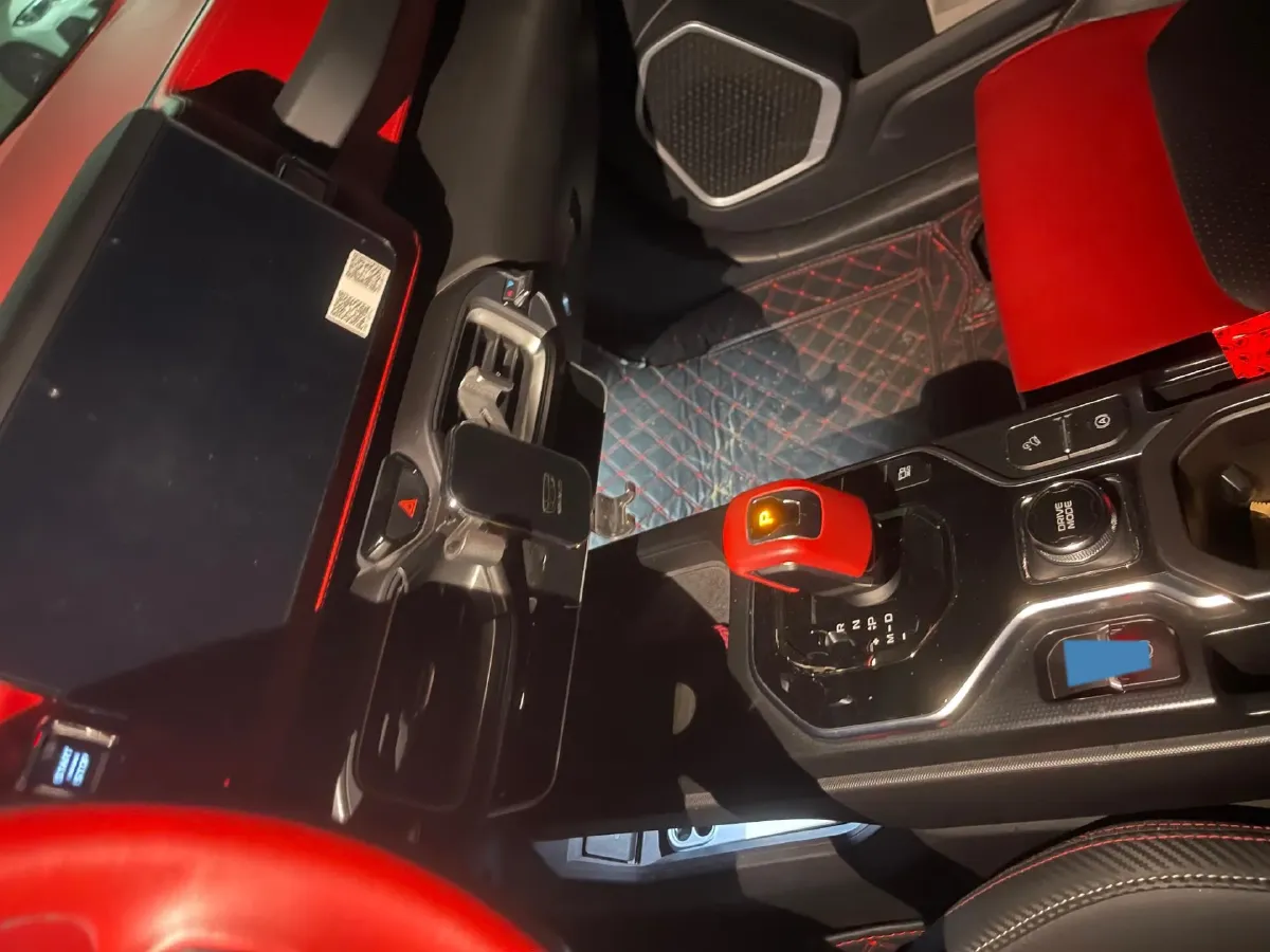 2020 Geely ICON 1.5T 177HP L3 7DCT,autocango,china used car exporter,china ev exporter,chinese used car exporter,chinese used ev exporter