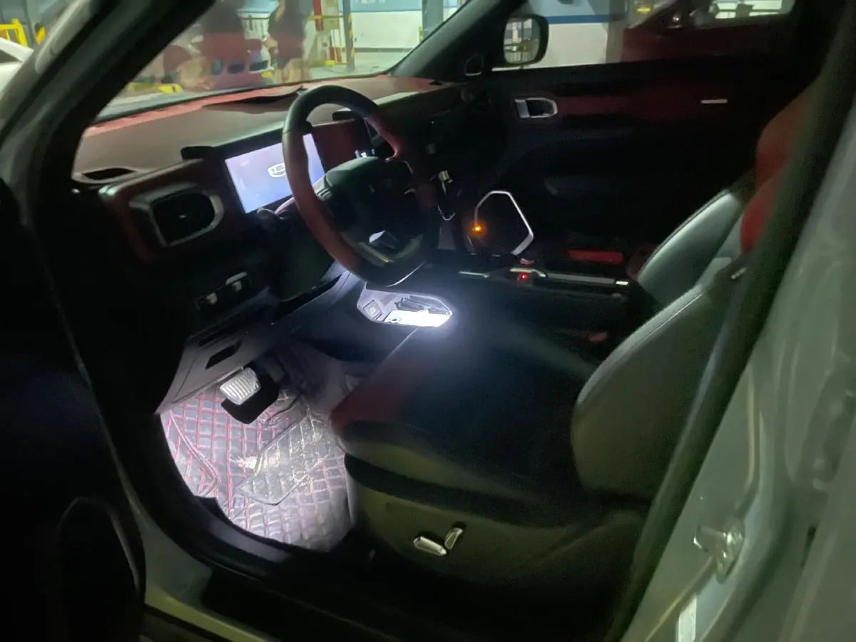 2020 Geely ICON 1.5T 177HP L3 7DCT,autocango,china used car exporter,china ev exporter,chinese used car exporter,chinese used ev exporter