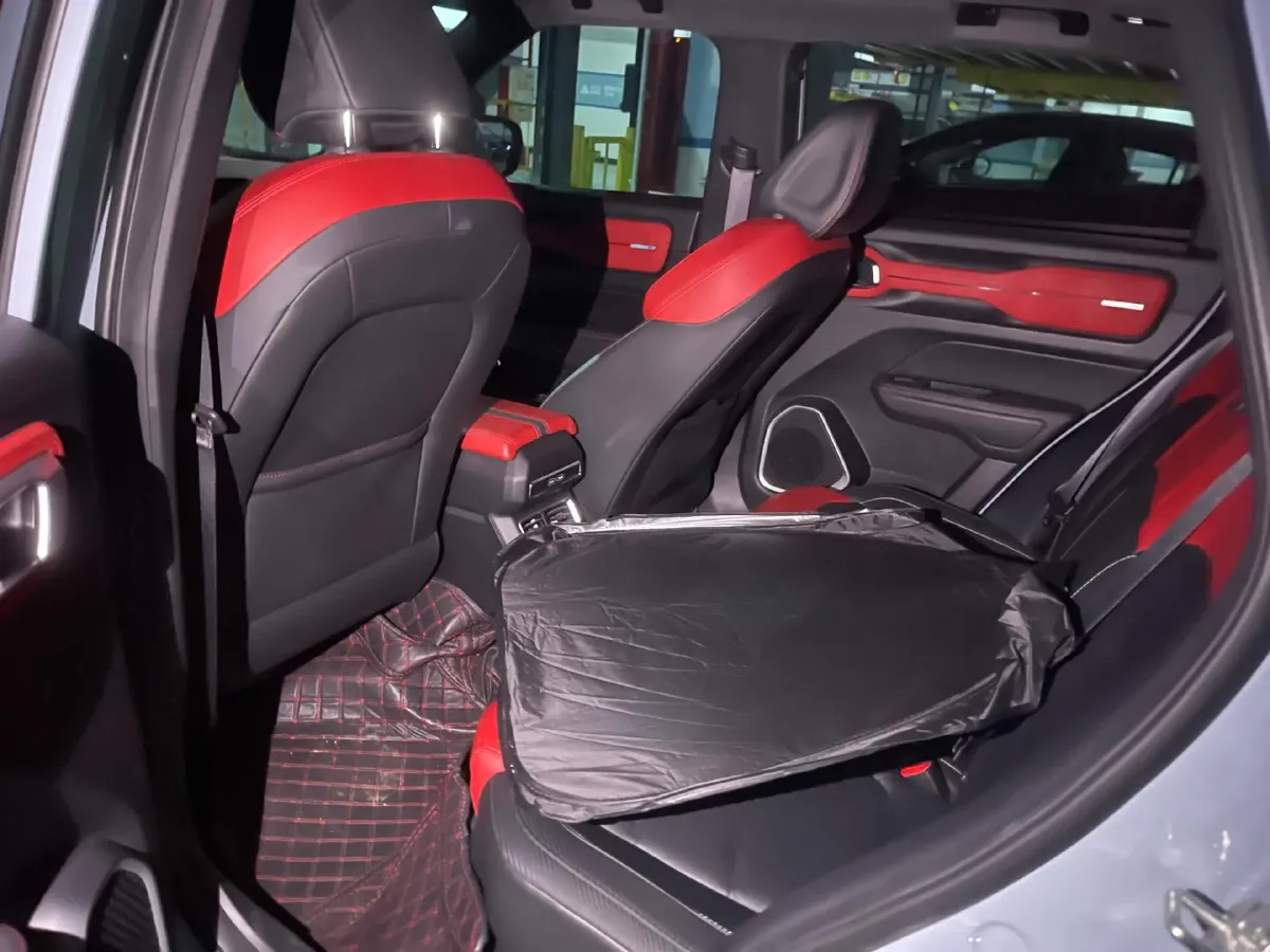 2020 Geely ICON 1.5T 177HP L3 7DCT,autocango,china used car exporter,china ev exporter,chinese used car exporter,chinese used ev exporter