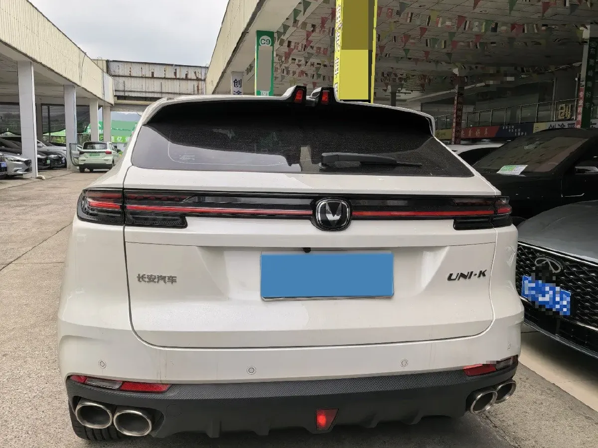 2024 ChangAn UNI-K 2.0T 233HP L4 8AT,autocango,china used car exporter,china ev exporter,chinese used car exporter,chinese used ev exporter