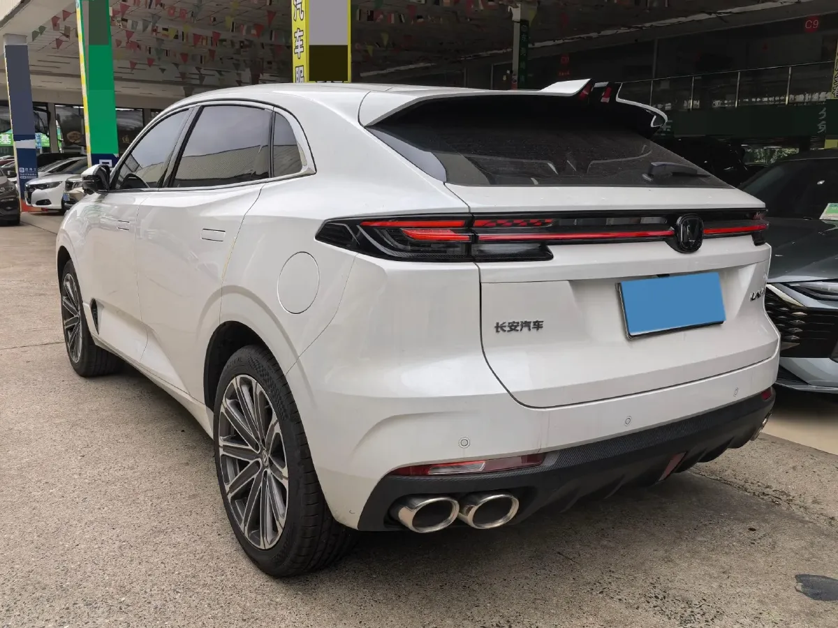 2024 ChangAn UNI-K 2.0T 233HP L4 8AT,autocango,china used car exporter,china ev exporter,chinese used car exporter,chinese used ev exporter