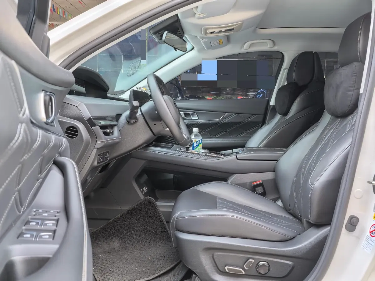 2024 ChangAn UNI-K 2.0T 233HP L4 8AT,autocango,china used car exporter,china ev exporter,chinese used car exporter,chinese used ev exporter