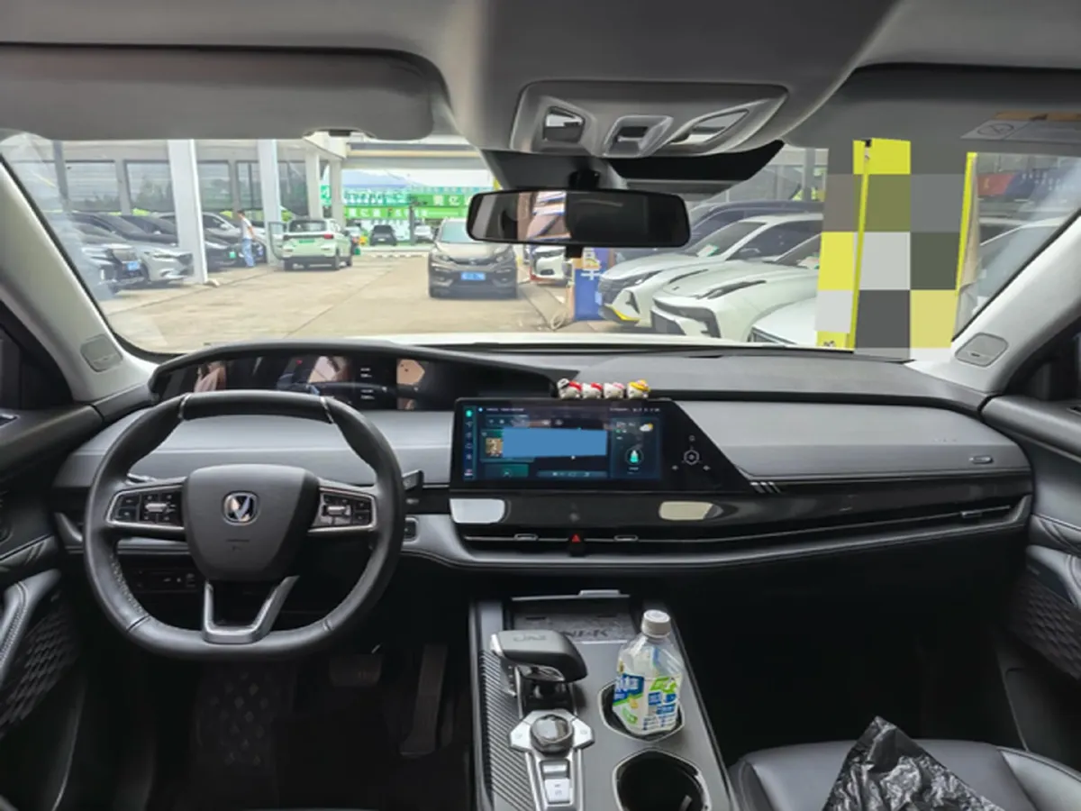 2024 ChangAn UNI-K 2.0T 233HP L4 8AT,autocango,china used car exporter,china ev exporter,chinese used car exporter,chinese used ev exporter