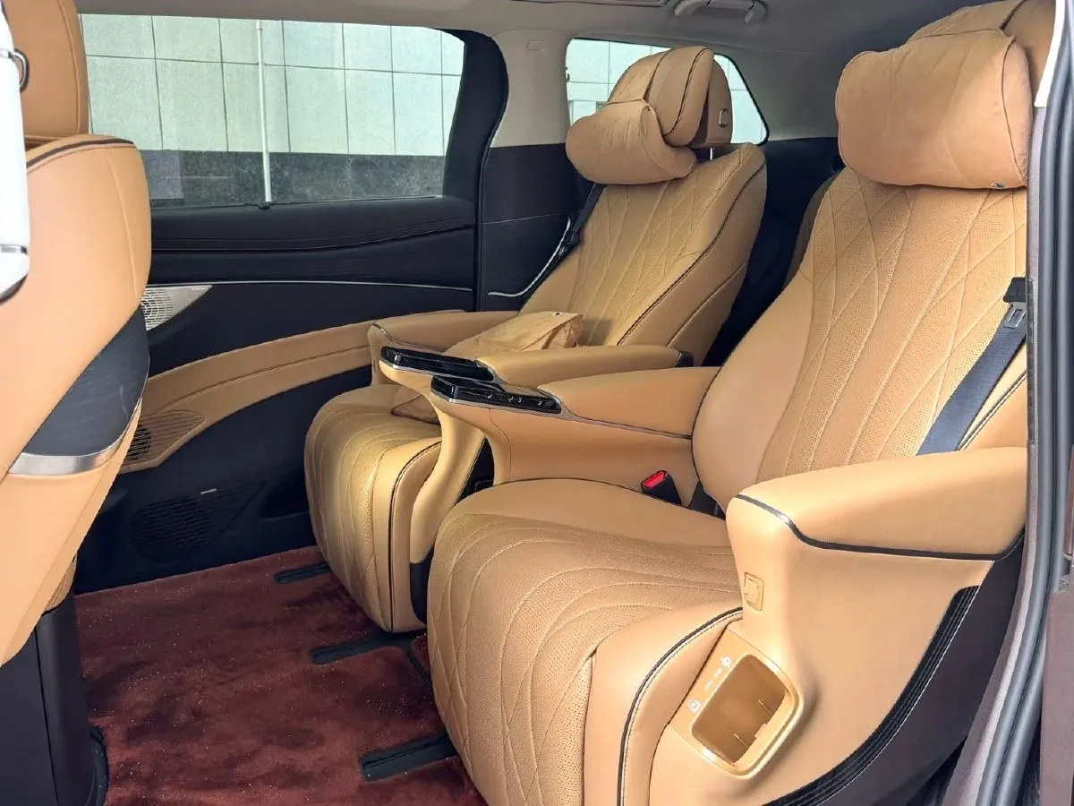 2024 Denza D9 1.5T 139HP L4 E-CVT PHEV 40KWH,autocango,china used car exporter,china ev exporter,chinese used car exporter,chinese used ev exporter