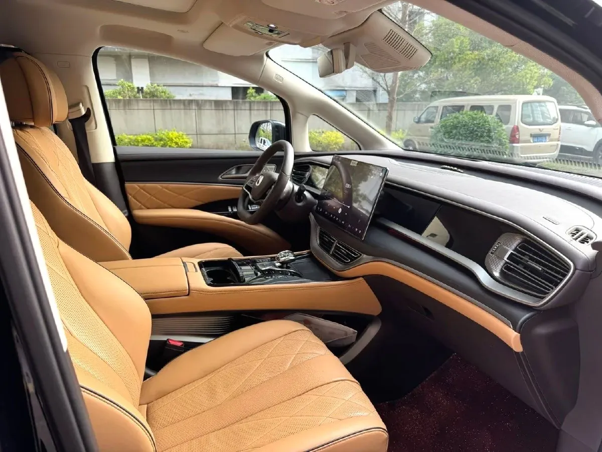 2024 Denza D9 1.5T 139HP L4 E-CVT PHEV 40KWH,autocango,china used car exporter,china ev exporter,chinese used car exporter,chinese used ev exporter