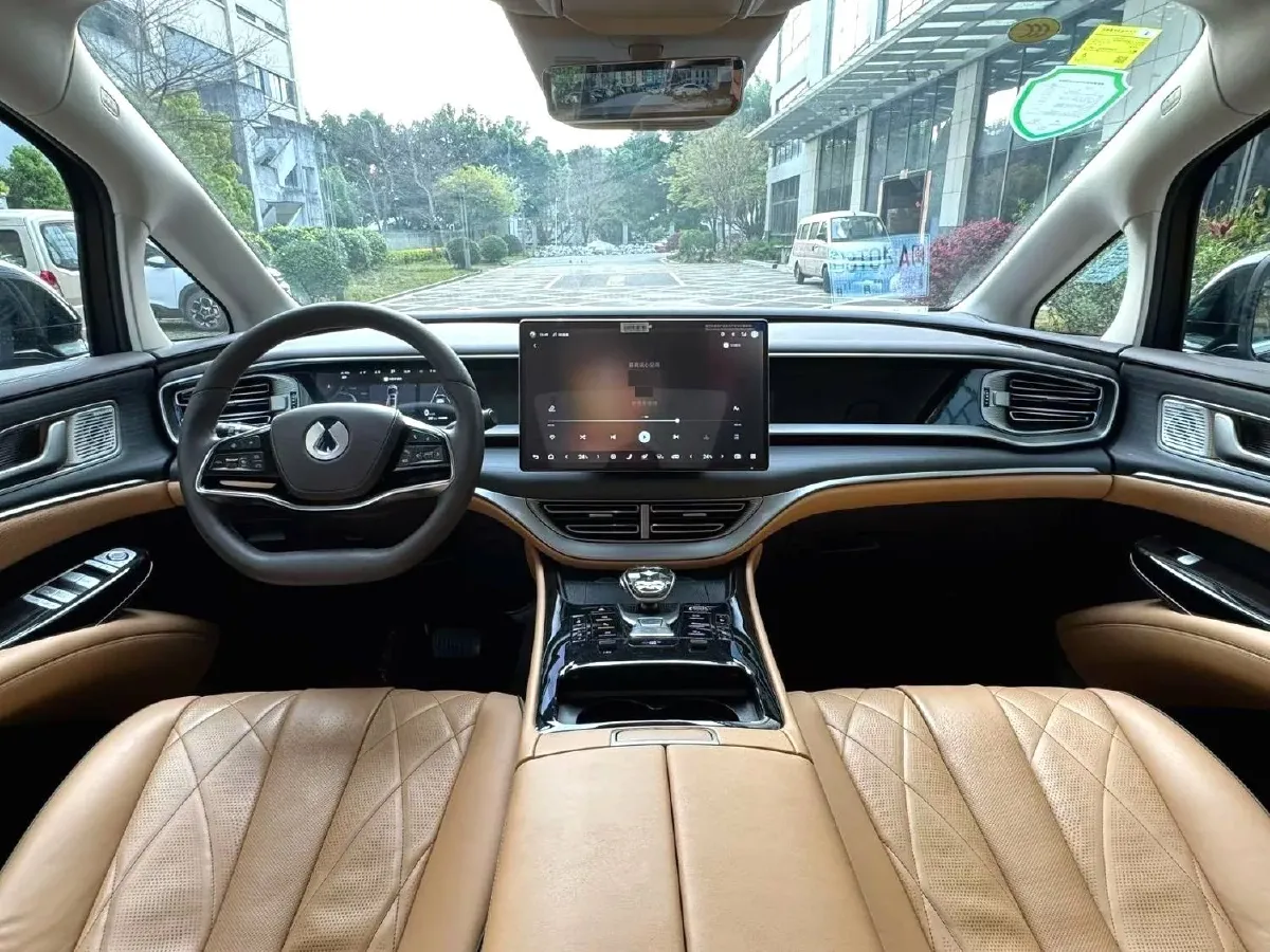 2024 Denza D9 1.5T 139HP L4 E-CVT PHEV 40KWH,autocango,china used car exporter,china ev exporter,chinese used car exporter,chinese used ev exporter