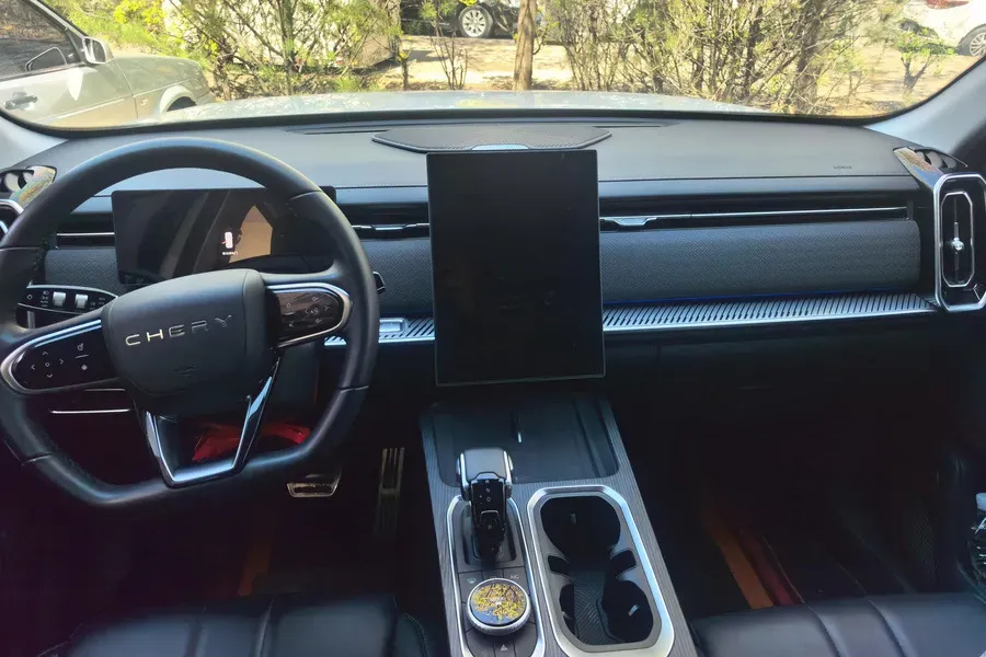 2023 Chery Exploration 06 1.6T 197HP L4 7DCT,autocango,china used car exporter,china ev exporter,chinese used car exporter,chinese used ev exporter