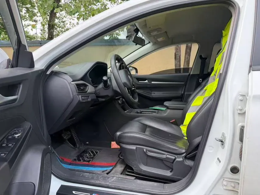 2021 Weltmeister E.5 BEV 49.92KWH,autocango,china used car exporter,china ev exporter,chinese used car exporter,chinese used ev exporter