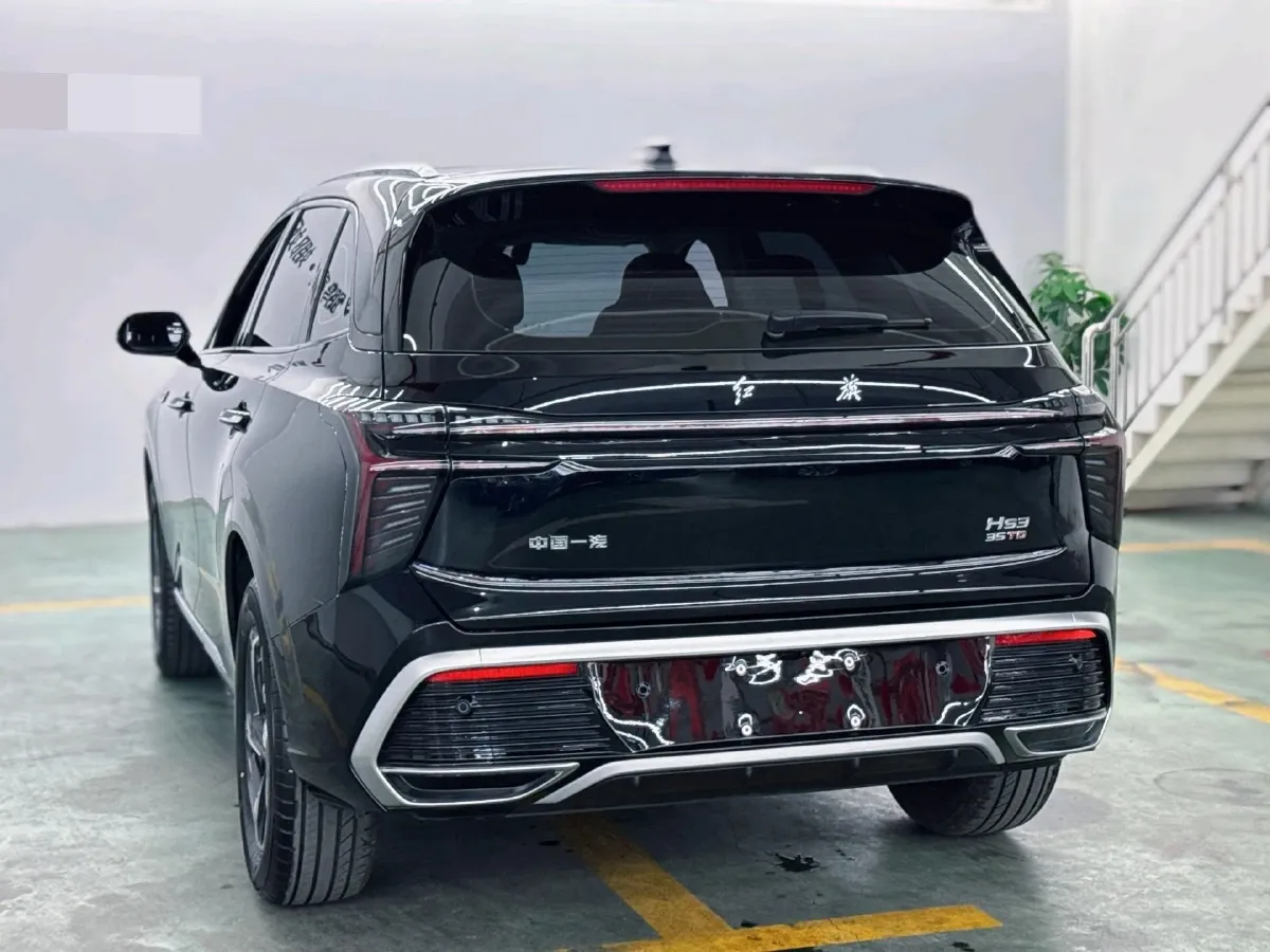 2024 HongQi HS3 1.5T 169HP L4 7DCT,autocango,china used car exporter,china ev exporter,chinese used car exporter,chinese used ev exporter