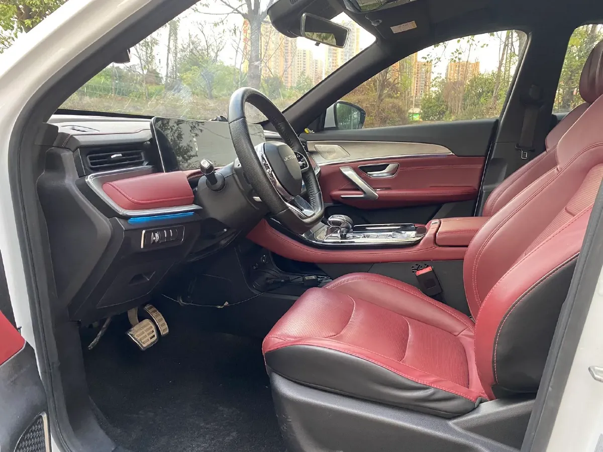 2021 Haval H6 2.0T 224HP L4 7DCT,autocango,china used car exporter,china ev exporter,chinese used car exporter,chinese used ev exporter