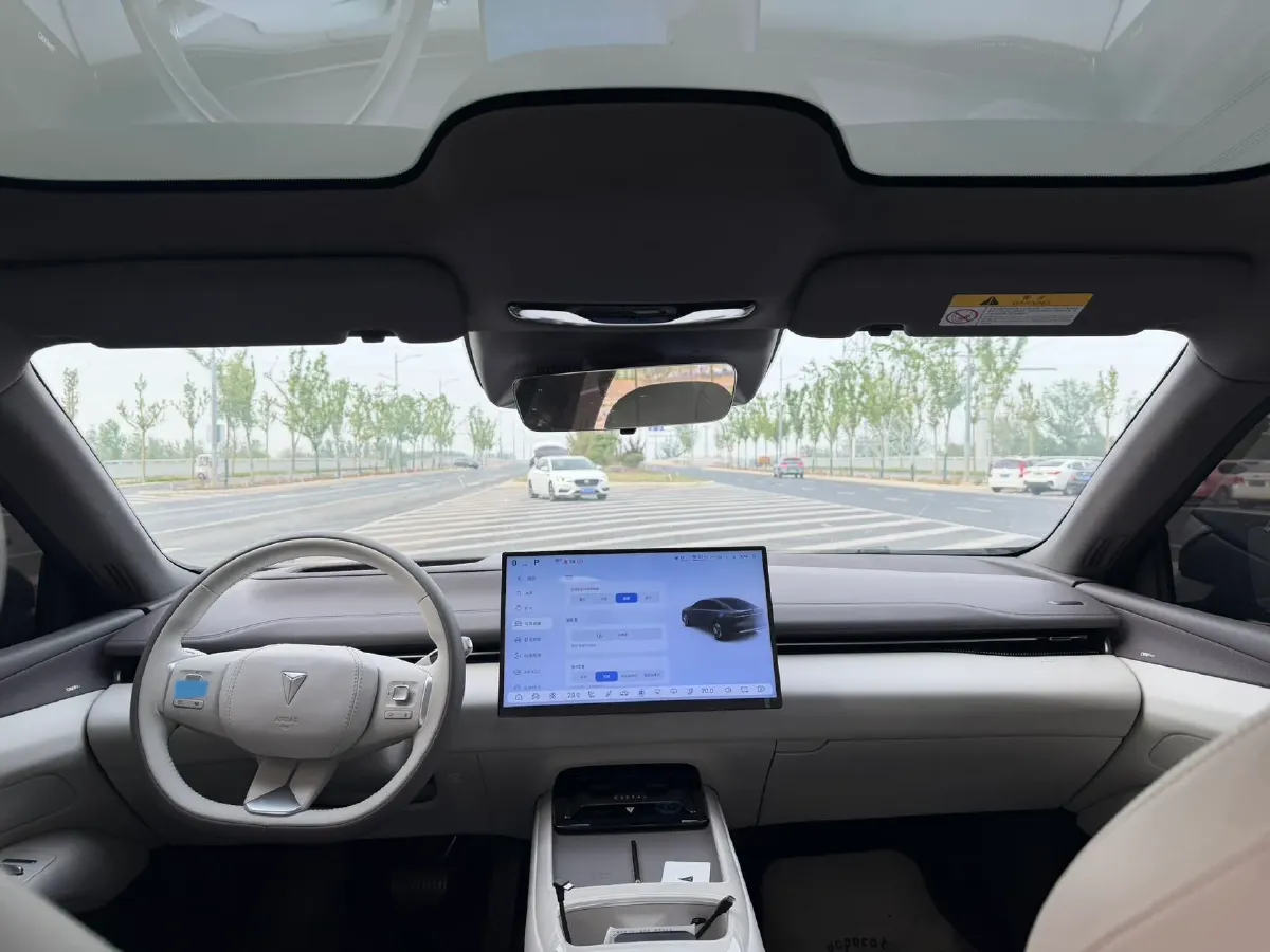 2024 Deepal L07 1.5L 98HP L4 REEV 28.39KWH,autocango,china used car exporter,china ev exporter,chinese used car exporter,chinese used ev exporter