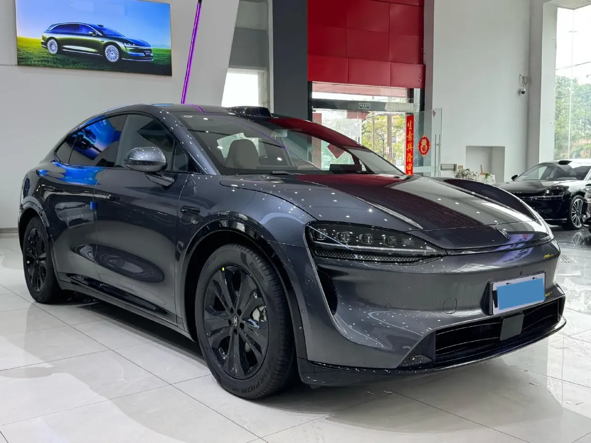 2026 Luxeed R7 REEV 156HP REEV,autocango,china used car exporter,china ev exporter,chinese used car exporter,chinese used ev exporter