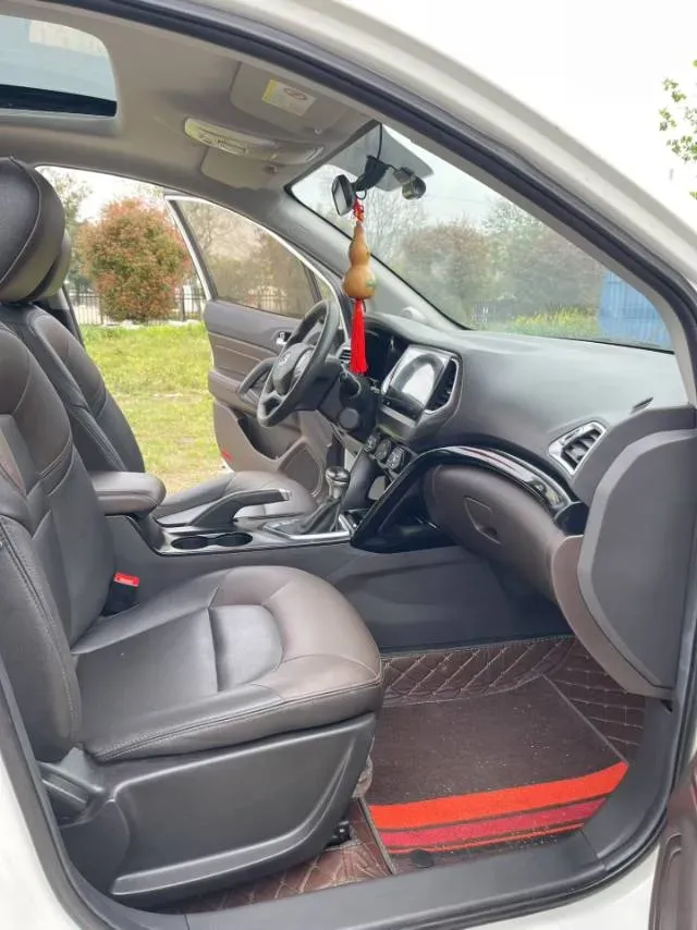 2017 GAC Trumpchi GS4 1.3T 137HP L4 7DCT,autocango,china used car exporter,china ev exporter,chinese used car exporter,chinese used ev exporter