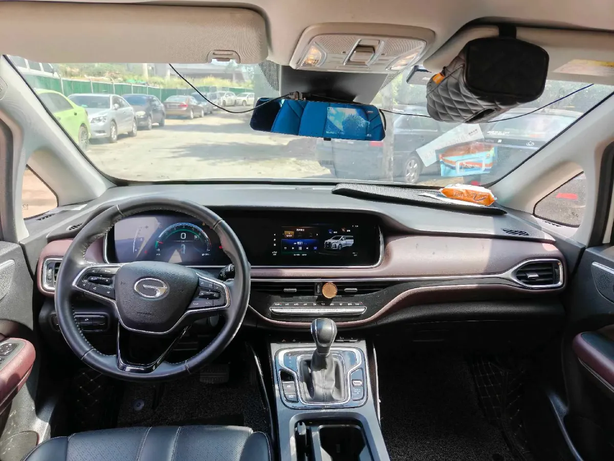 2021 GAC Trumpchi M6 1.5T 169HP L4 7DCT,autocango,china used car exporter,china ev exporter,chinese used car exporter,chinese used ev exporter