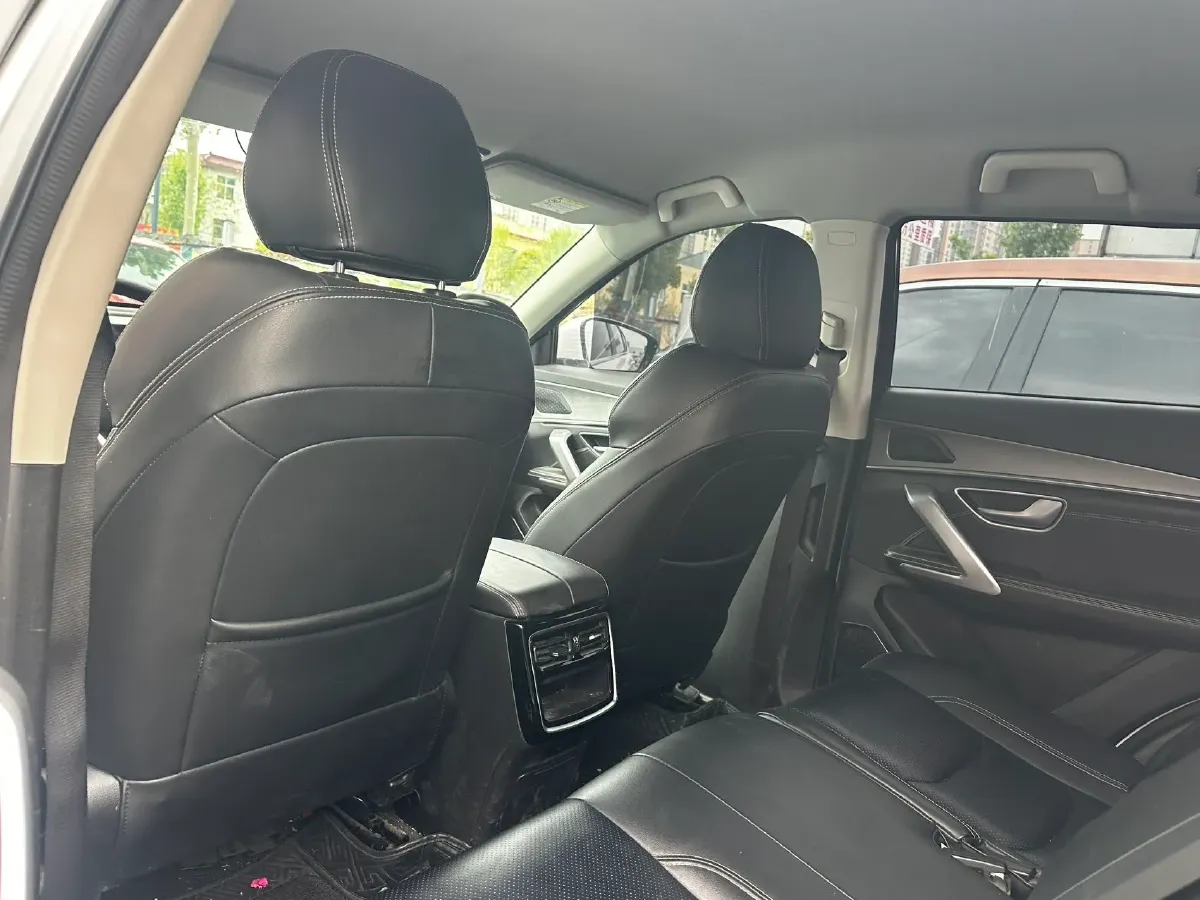 2021 Jetour X70 Plus 1.5T 156HP L4 6DCT,autocango,china used car exporter,china ev exporter,chinese used car exporter,chinese used ev exporter