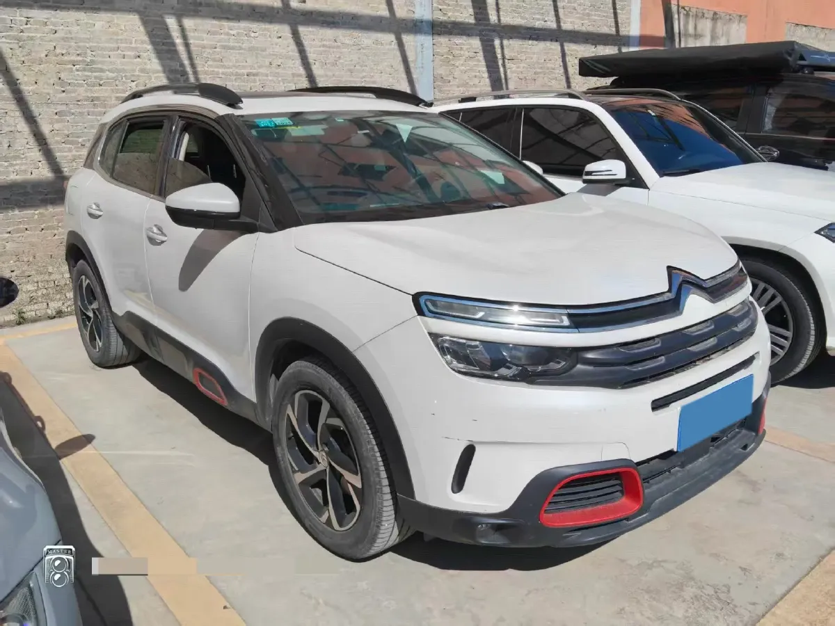 2017 Citroen C5 Aircross 1.6T 167HP L4 6AT,autocango,china used car exporter,china ev exporter,chinese used car exporter,chinese used ev exporter