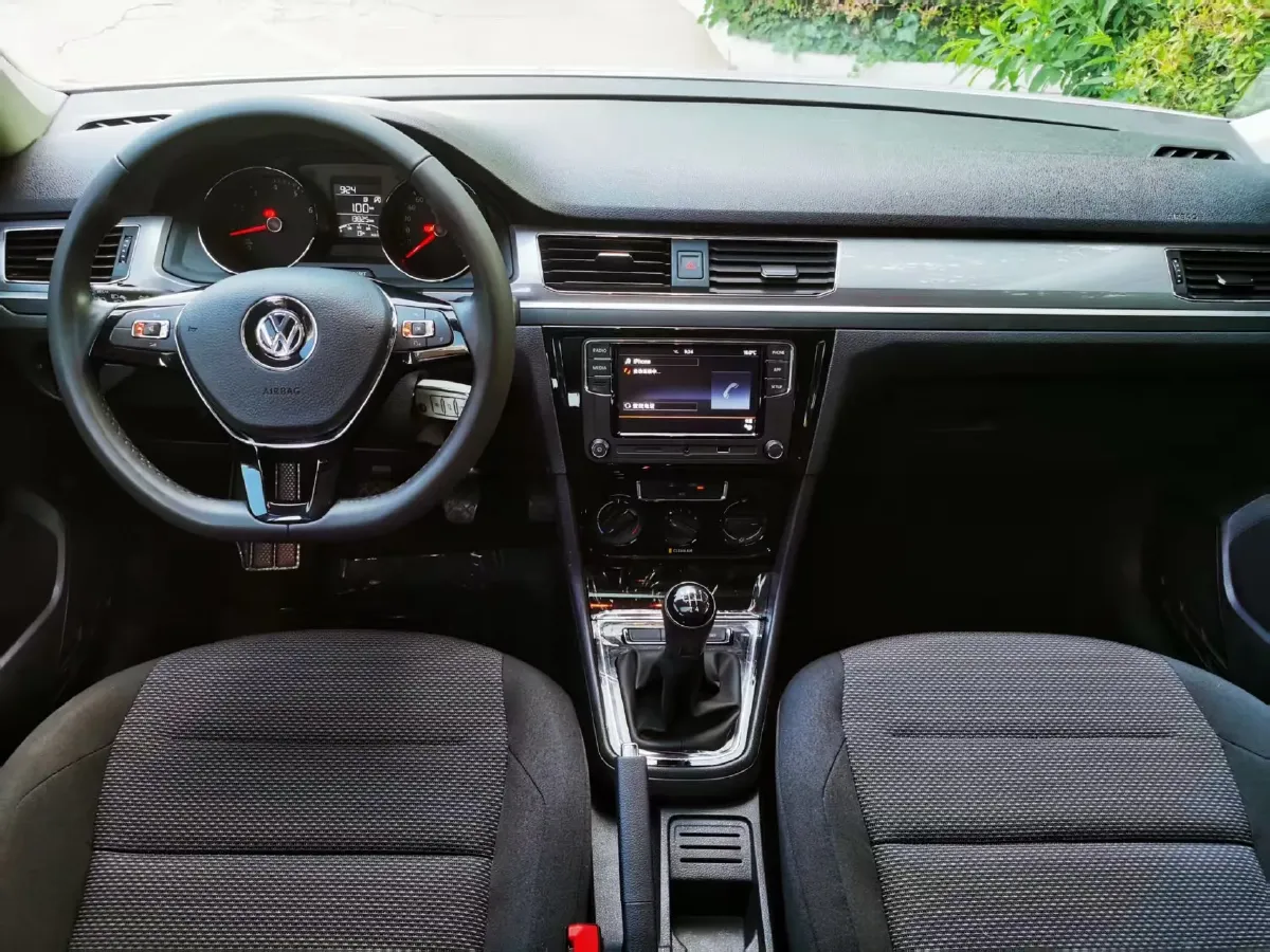 2019 Volkswagen Bora 1.5L 112HP L4 5MT,autocango,china used car exporter,china ev exporter,chinese used car exporter,chinese used ev exporter