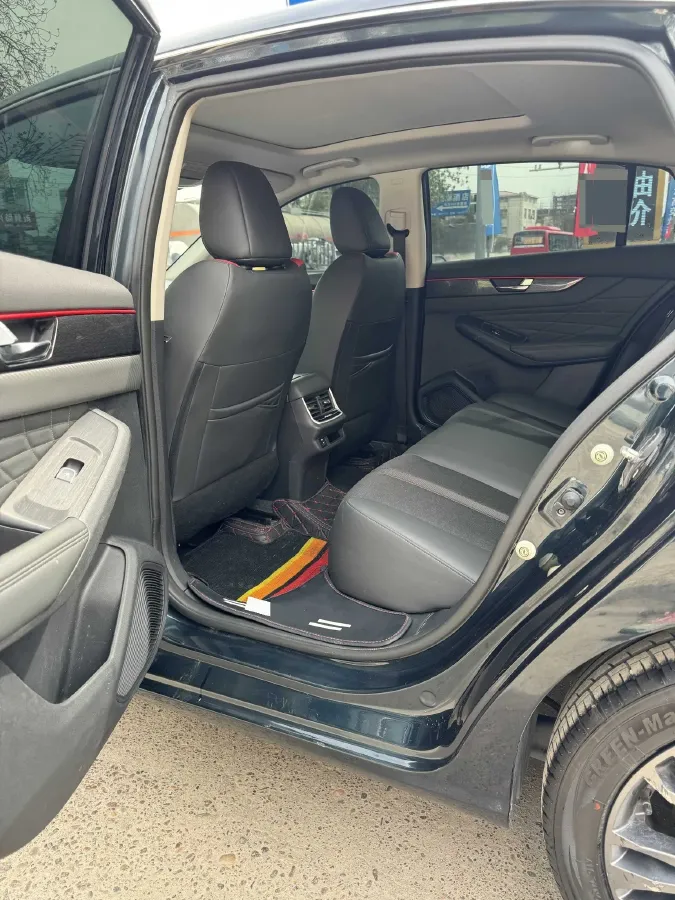 2021 DongFeng Aeolus YiXuan MAX 1.5T 190HP L4 7DCT,autocango,china used car exporter,china ev exporter,chinese used car exporter,chinese used ev exporter