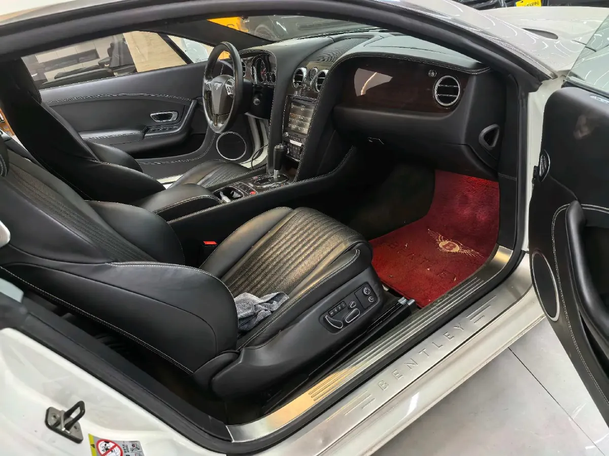 2015 Bentley Continental 4.0T 507HP V8 8AT,autocango,china used car exporter,china ev exporter,chinese used car exporter,chinese used ev exporter