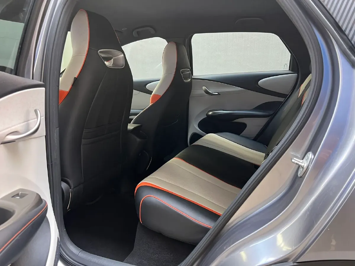 2021 Ford Escort 1.5L 122HP L3 6AT,autocango,china used car exporter,china ev exporter,chinese used car exporter,chinese used ev exporter