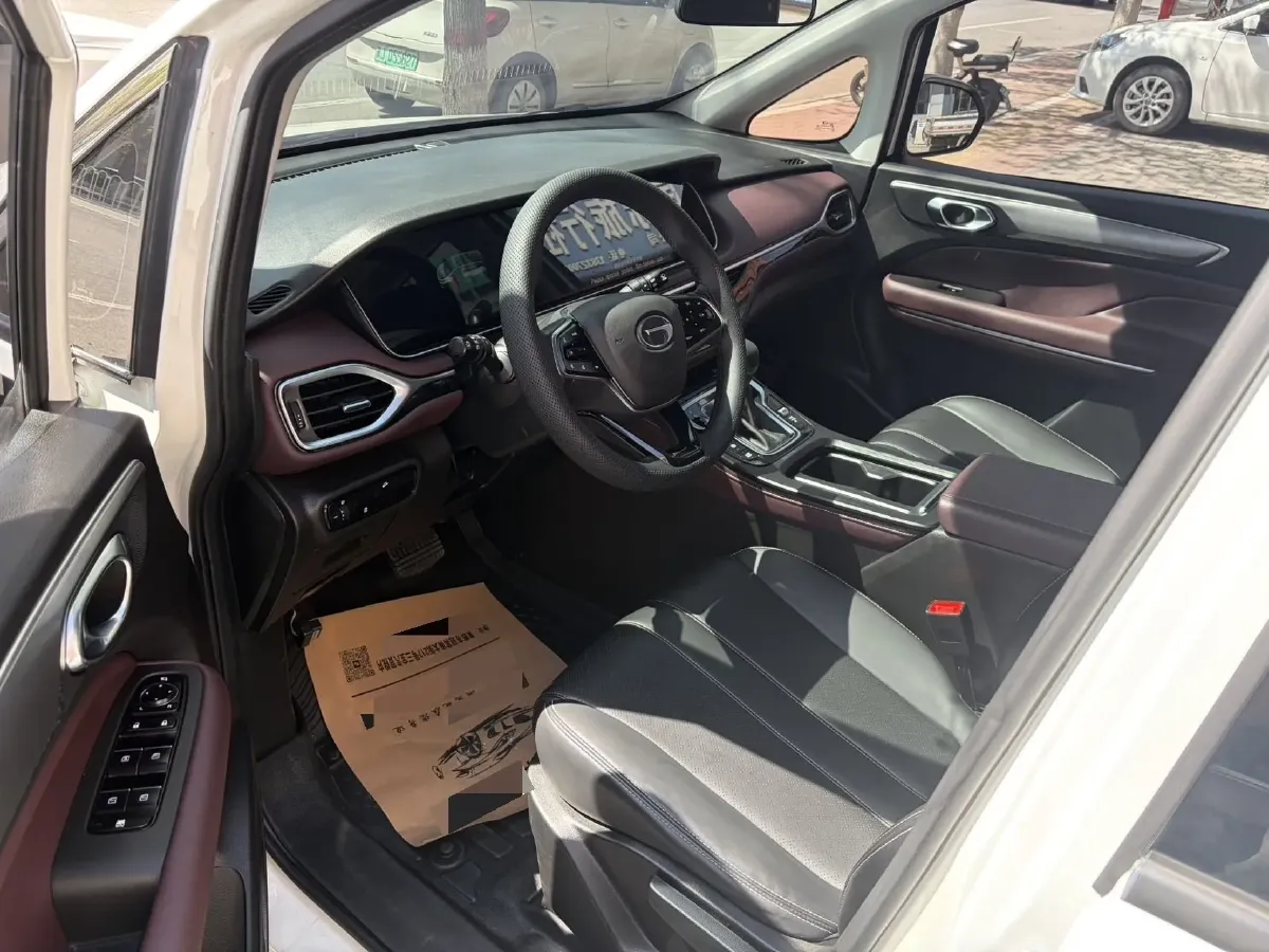 2021 GAC Trumpchi M6 1.5T 169HP L4 7DCT,autocango,china used car exporter,china ev exporter,chinese used car exporter,chinese used ev exporter