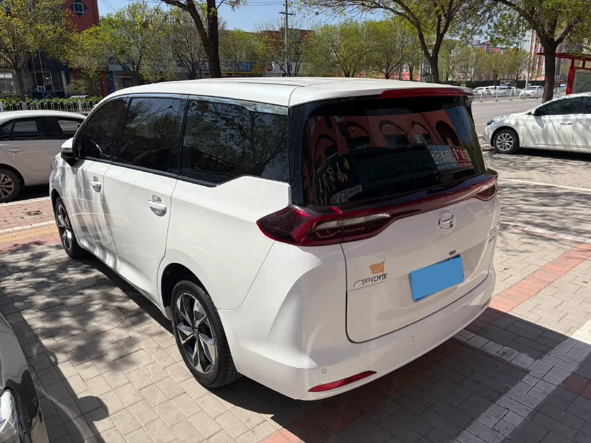 2021 GAC Trumpchi M6 1.5T 169HP L4 7DCT,autocango,china used car exporter,china ev exporter,chinese used car exporter,chinese used ev exporter