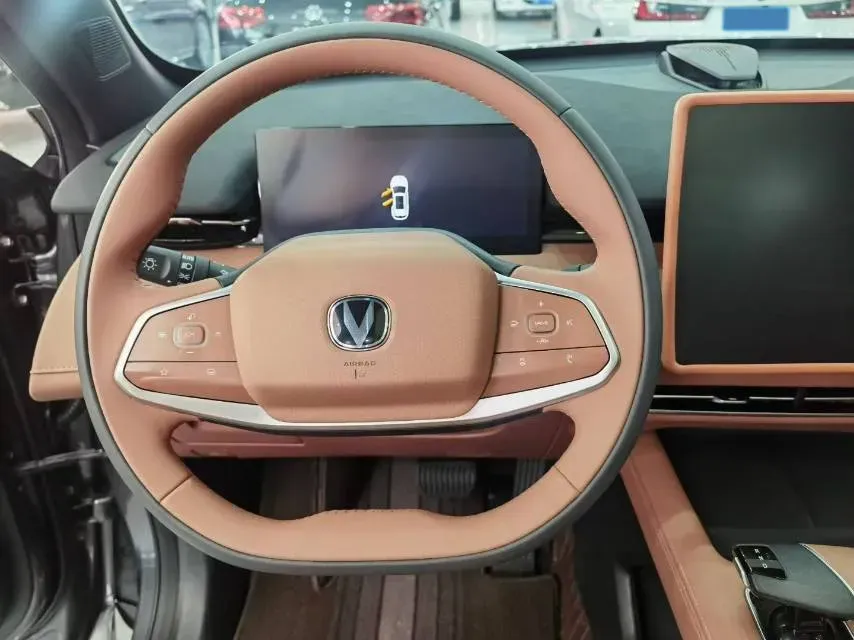 2024 ChangAn UNI-Z 1.5L 98HP L4 E-CVT PHEV 18.4KWH,autocango,china used car exporter,china ev exporter,chinese used car exporter,chinese used ev exporter