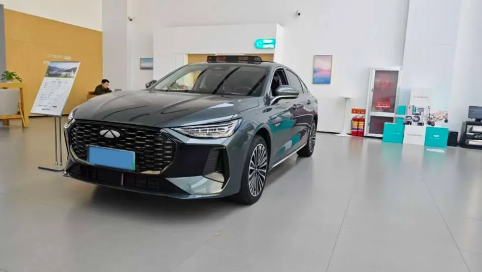2025 Fulwin FulwinA8L 1.5T 156HP L4 1DHT PHEV 18.67KWH,autocango,china used car exporter,china ev exporter,chinese used car exporter,chinese used ev exporter