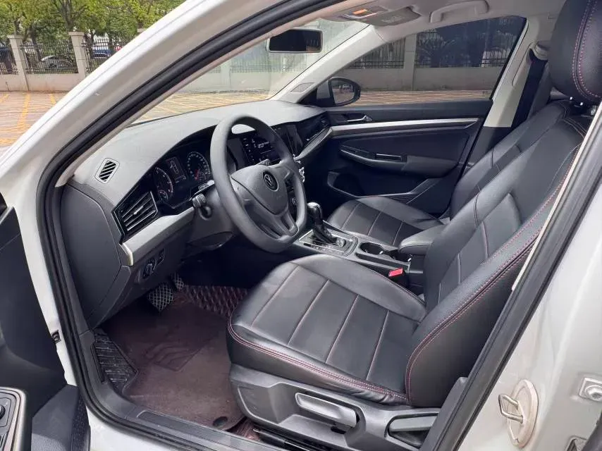 2021 Volkswagen Bora 1.5L 113HP L4 6AT,autocango,china used car exporter,china ev exporter,chinese used car exporter,chinese used ev exporter