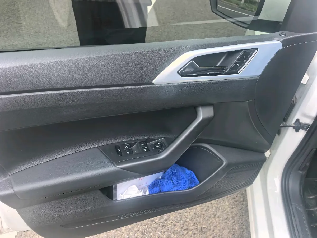 2019 Volkswagen Polo 1.5L 113HP L4 6AT,autocango,china used car exporter,china ev exporter,chinese used car exporter,chinese used ev exporter