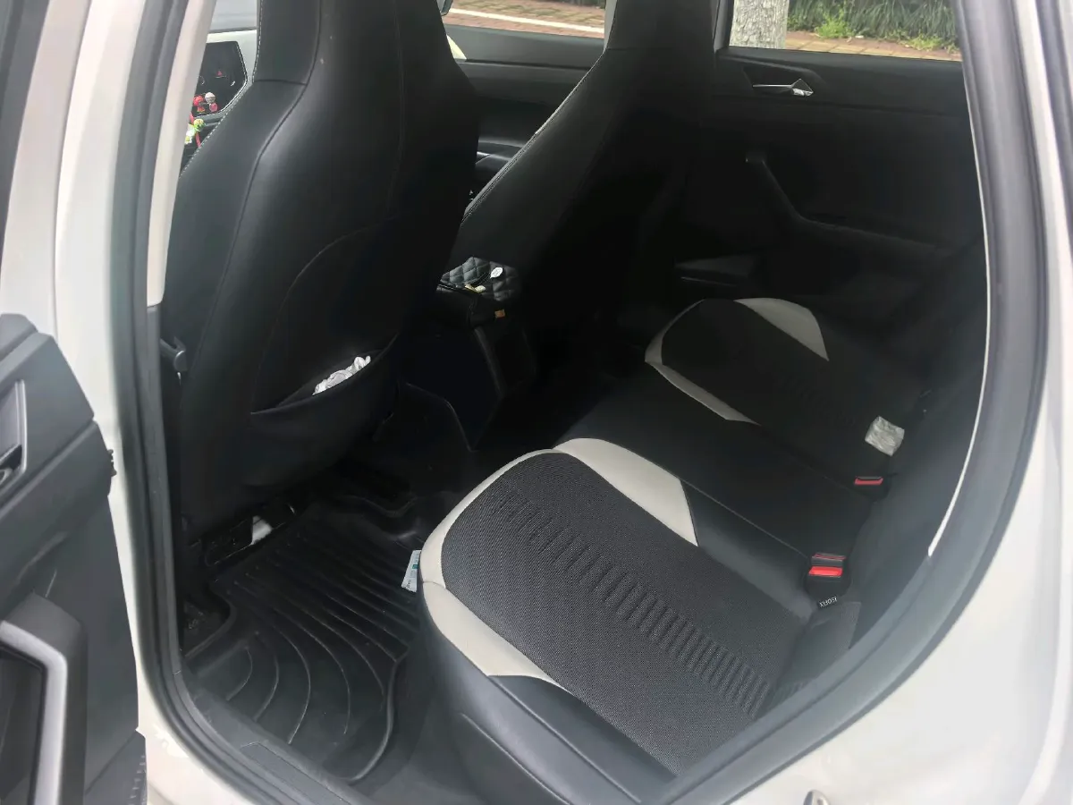 2019 Volkswagen Polo 1.5L 113HP L4 6AT,autocango,china used car exporter,china ev exporter,chinese used car exporter,chinese used ev exporter