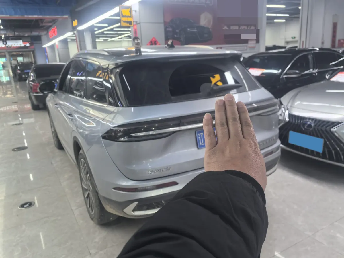 2023 Lincoln Corsair 2.0T 261HP L4 8AT,autocango,china used car exporter,china ev exporter,chinese used car exporter,chinese used ev exporter