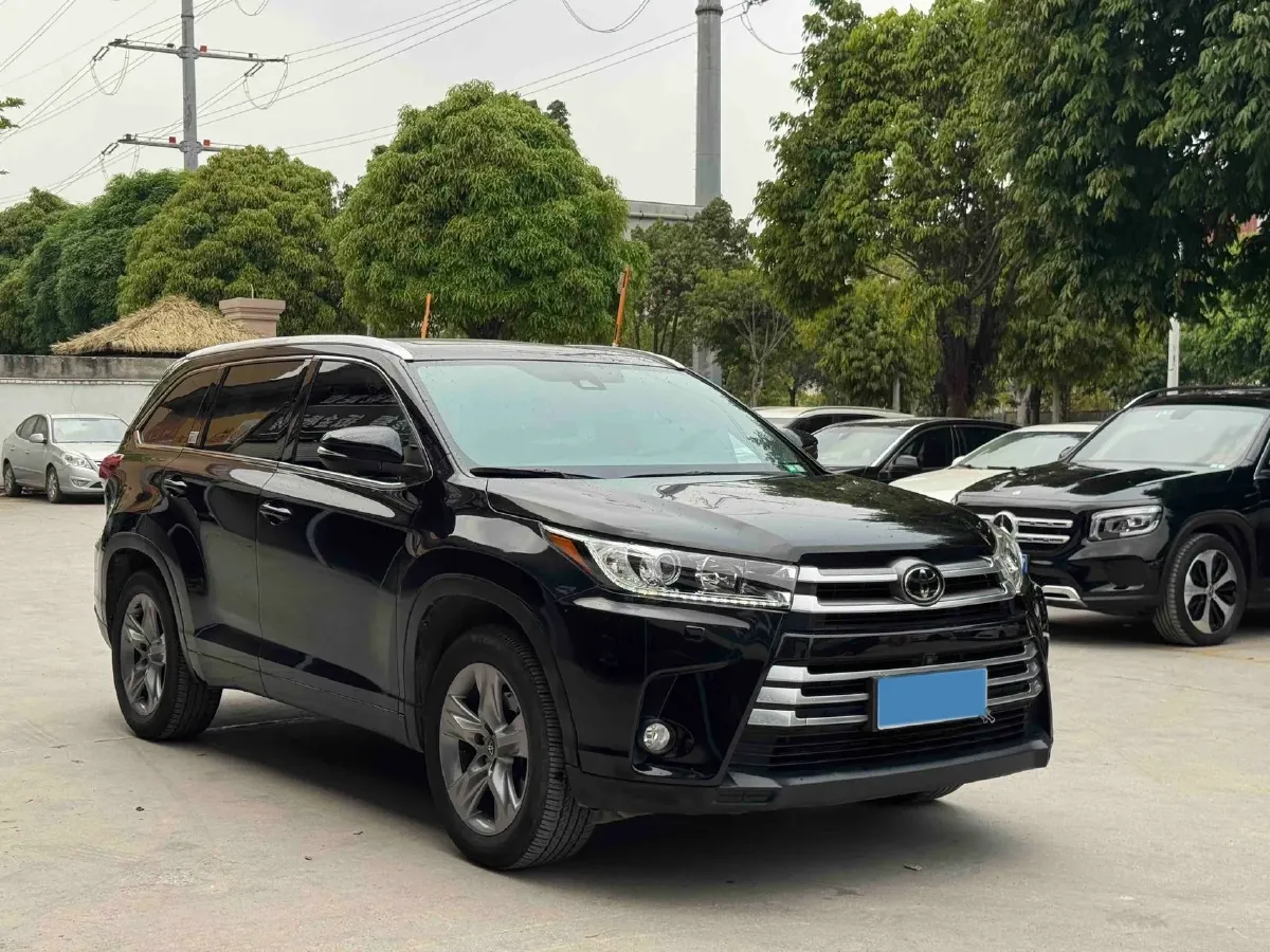 2020 Toyota Highlander 2.0T 220HP L4 6AT,autocango,china used car exporter,china ev exporter,chinese used car exporter,chinese used ev exporter