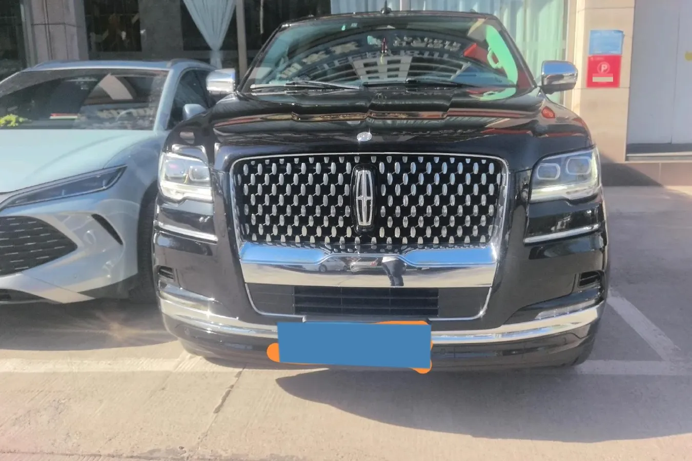 2022 Lincoln Navigator 3.5T 415HP V6 10AT,autocango,china used car exporter,china ev exporter,chinese used car exporter,chinese used ev exporter