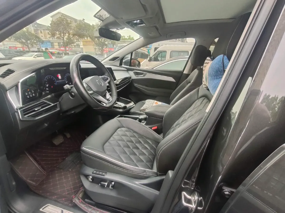 2021 Volkswagen Talagon 2.0T 220HP L4 7DCT,autocango,china used car exporter,china ev exporter,chinese used car exporter,chinese used ev exporter