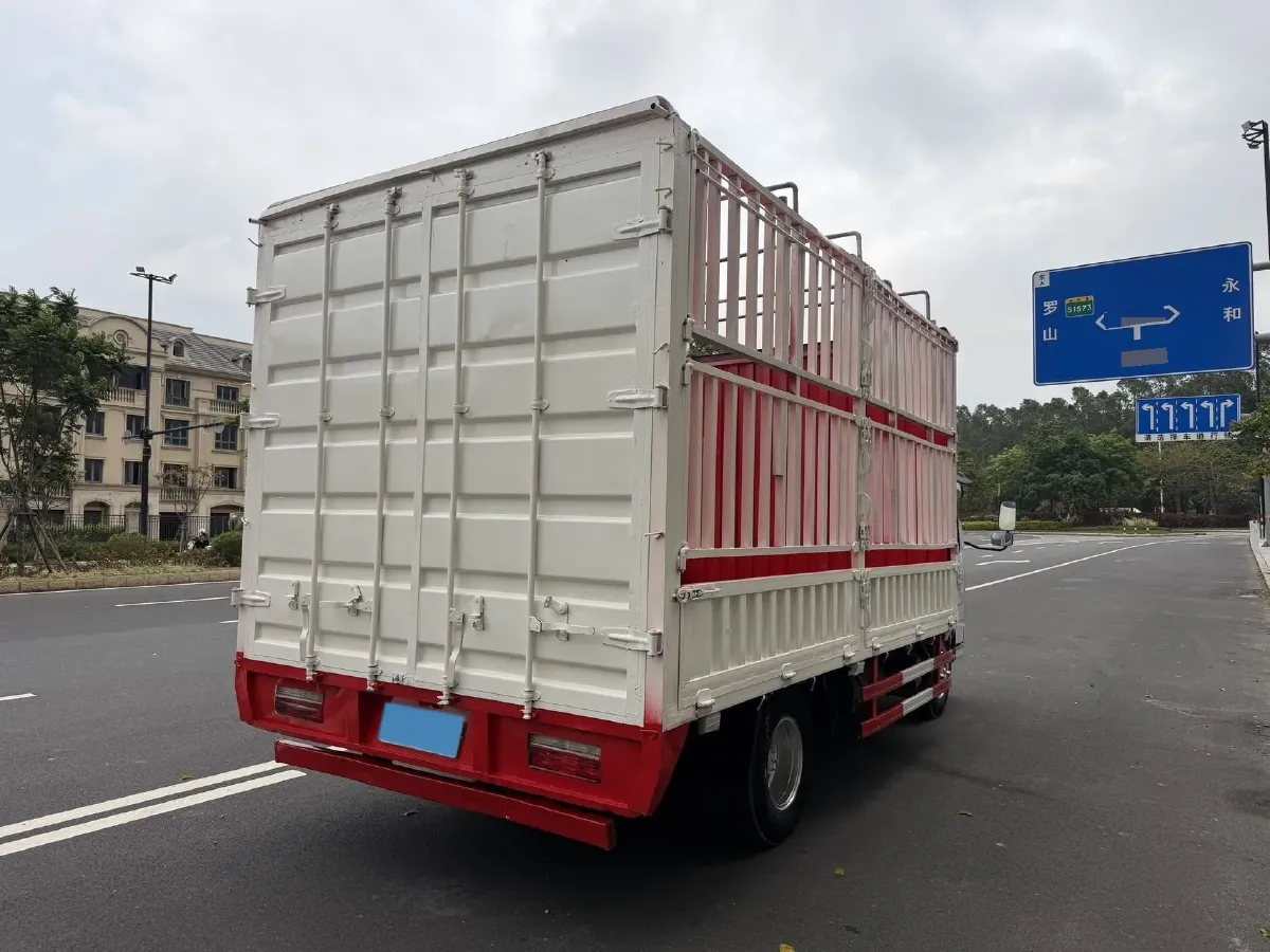 2026 Yuejin ChaoYue H 6MT,autocango,china used car exporter,china ev exporter,chinese used car exporter,chinese used ev exporter