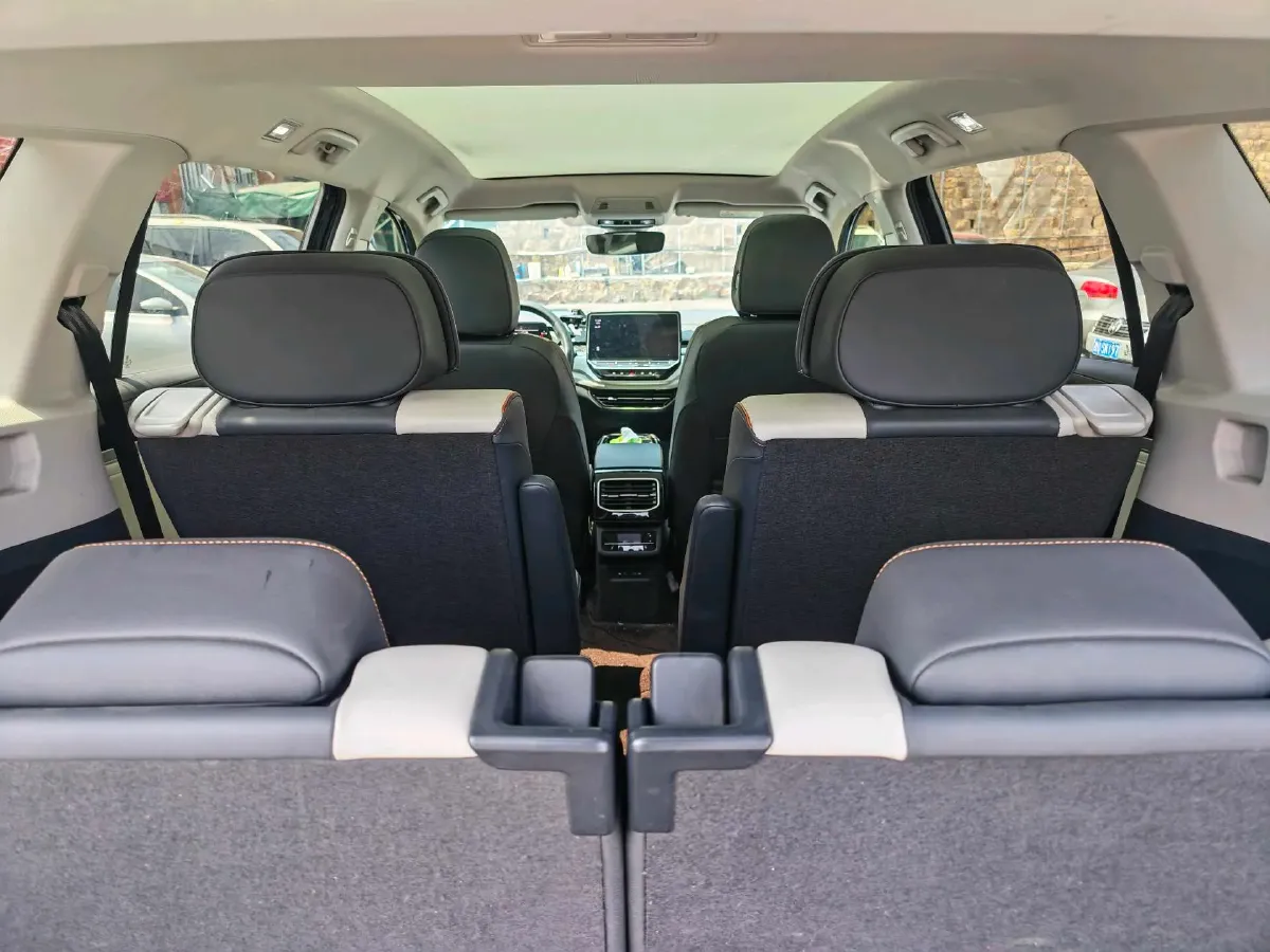 2021 Volkswagen ID.6 Crozz BEV 84.8KWH,autocango,china used car exporter,china ev exporter,chinese used car exporter,chinese used ev exporter