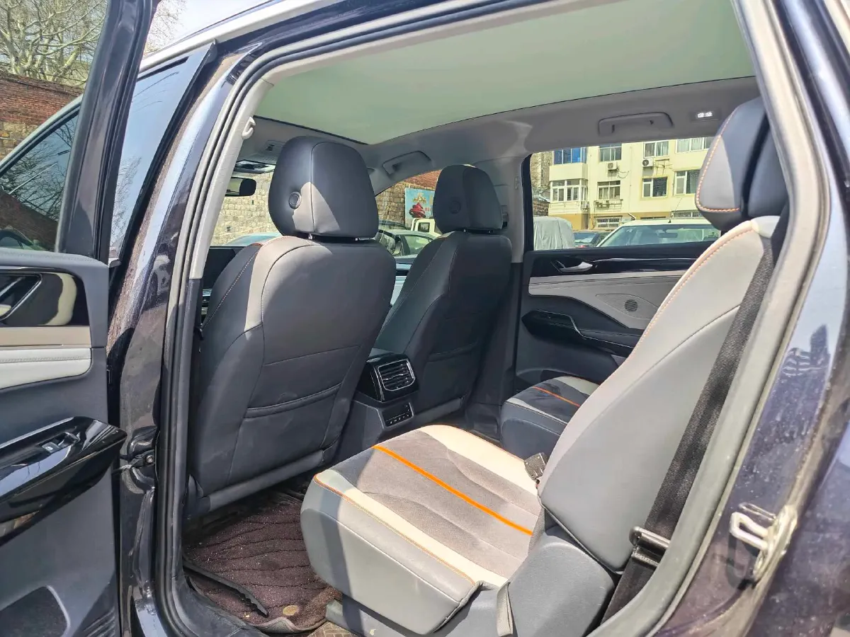 2021 Volkswagen ID.6 Crozz BEV 84.8KWH,autocango,china used car exporter,china ev exporter,chinese used car exporter,chinese used ev exporter