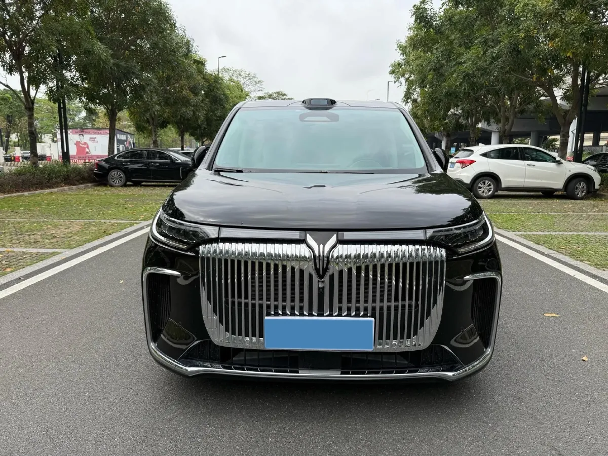 2026 Voyah Dream 1.5T 150HP L4 PHEV,autocango,china used car exporter,china ev exporter,chinese used car exporter,chinese used ev exporter