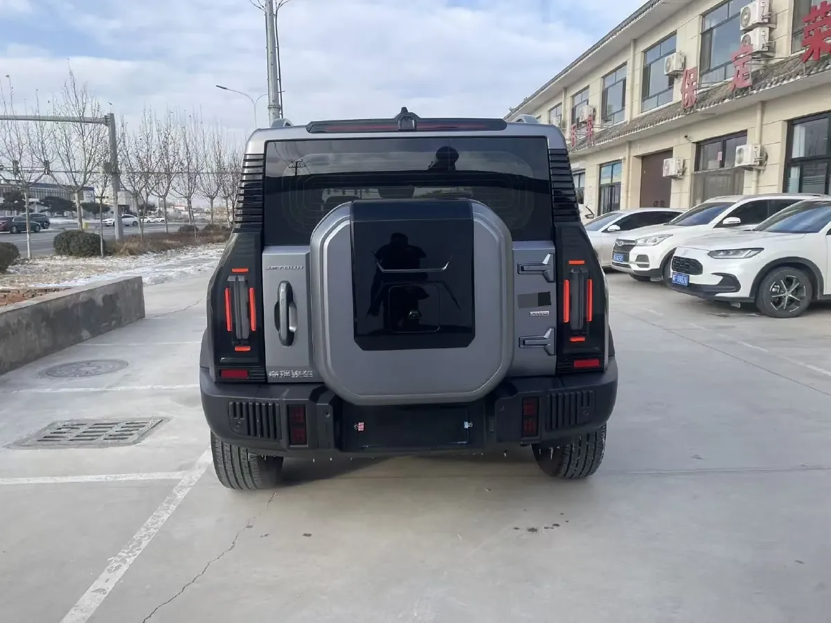 2023 Jetour Traveller 2.0T 254HP L4 7DCT,autocango,china used car exporter,china ev exporter,chinese used car exporter,chinese used ev exporter