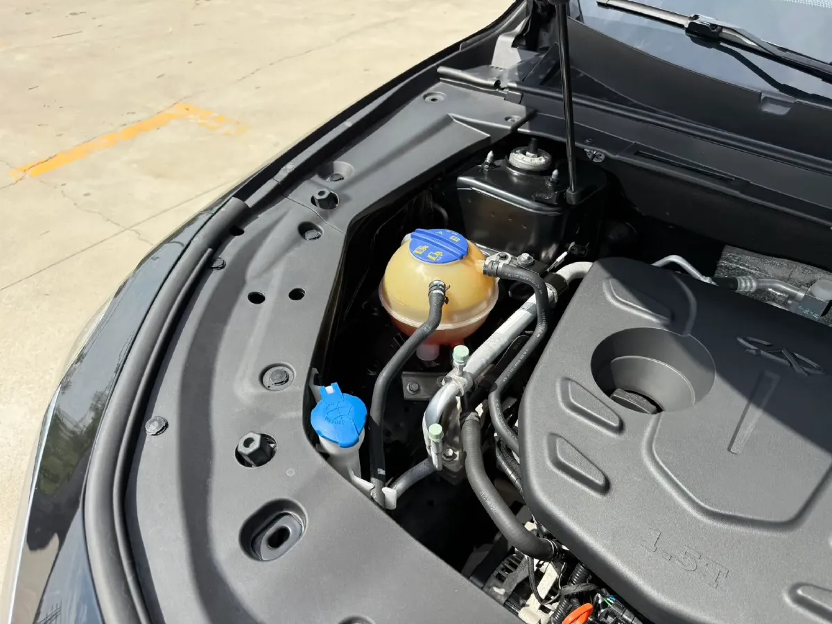 2023 ChangAn Oshan X7 Plus 1.5T 188HP L4 7DCT,autocango,china used car exporter,china ev exporter,chinese used car exporter,chinese used ev exporter