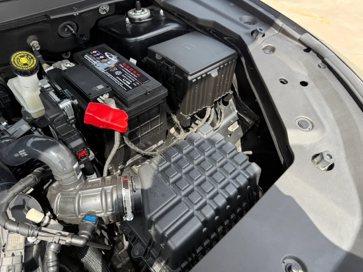 2023 ChangAn Oshan X7 Plus 1.5T 188HP L4 7DCT,autocango,china used car exporter,china ev exporter,chinese used car exporter,chinese used ev exporter