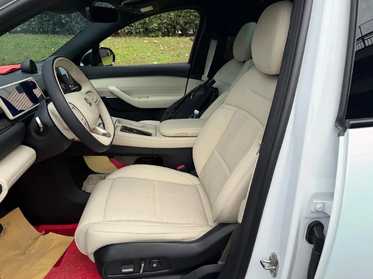 2024 NIO ES6 BEV 75KWH,autocango,china used car exporter,china ev exporter,chinese used car exporter,chinese used ev exporter