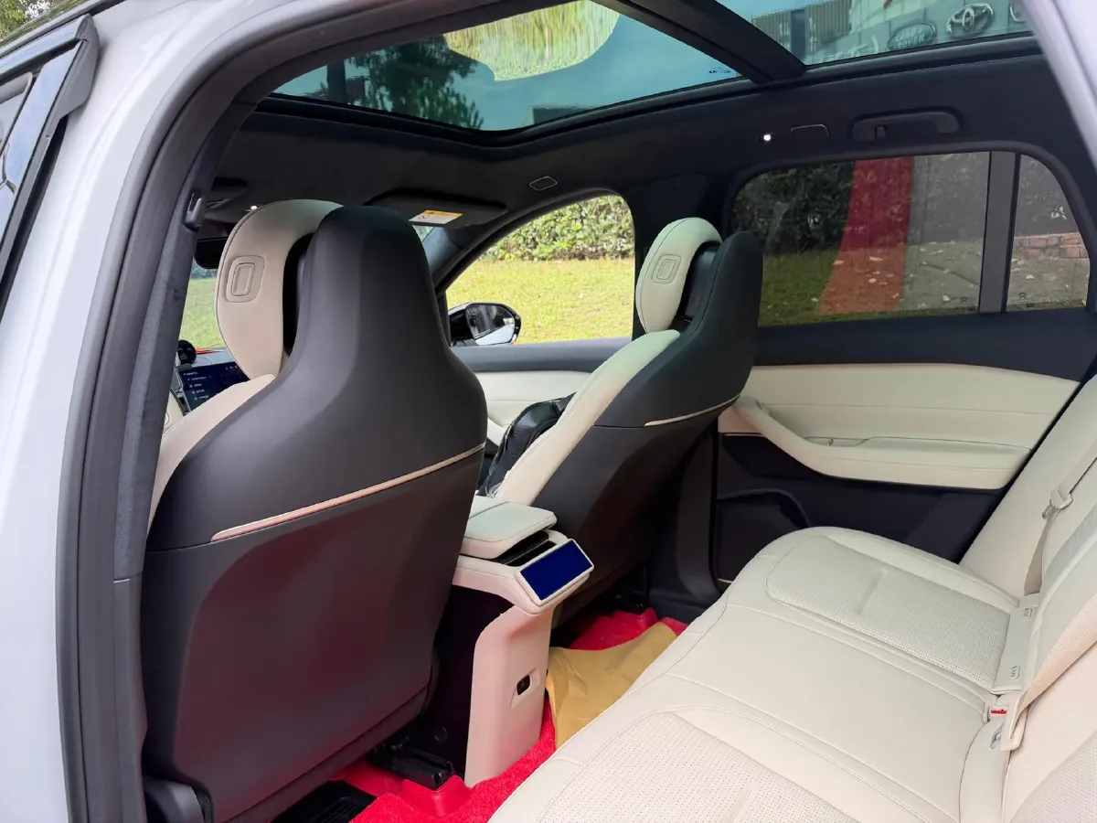 2024 NIO ES6 BEV 75KWH,autocango,china used car exporter,china ev exporter,chinese used car exporter,chinese used ev exporter