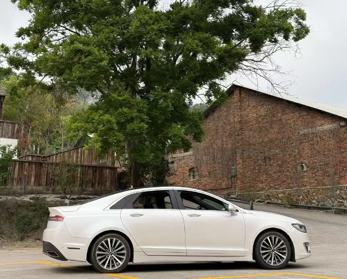 2019 Lincoln MKZ 2.0T 196HP L4 6AT,autocango,china used car exporter,china ev exporter,chinese used car exporter,chinese used ev exporter