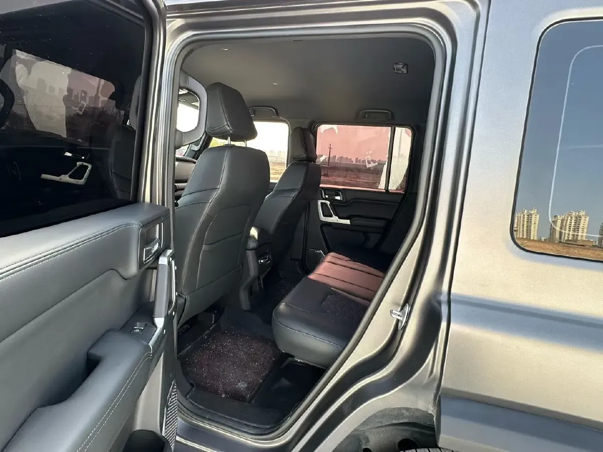 2024 212 212 T01 2.0T 252HP L4 8AT,autocango,china used car exporter,china ev exporter,chinese used car exporter,chinese used ev exporter